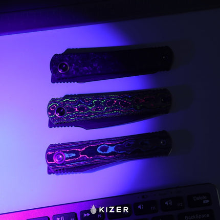 Feist 3 | CPM S90V + Matte DLC Ultra | Hawkbill | Titanium (Matte DLC Ultra) & CamoCarbon Ultimate Warrior | KizerX™ 3499.3A3 by Kizer