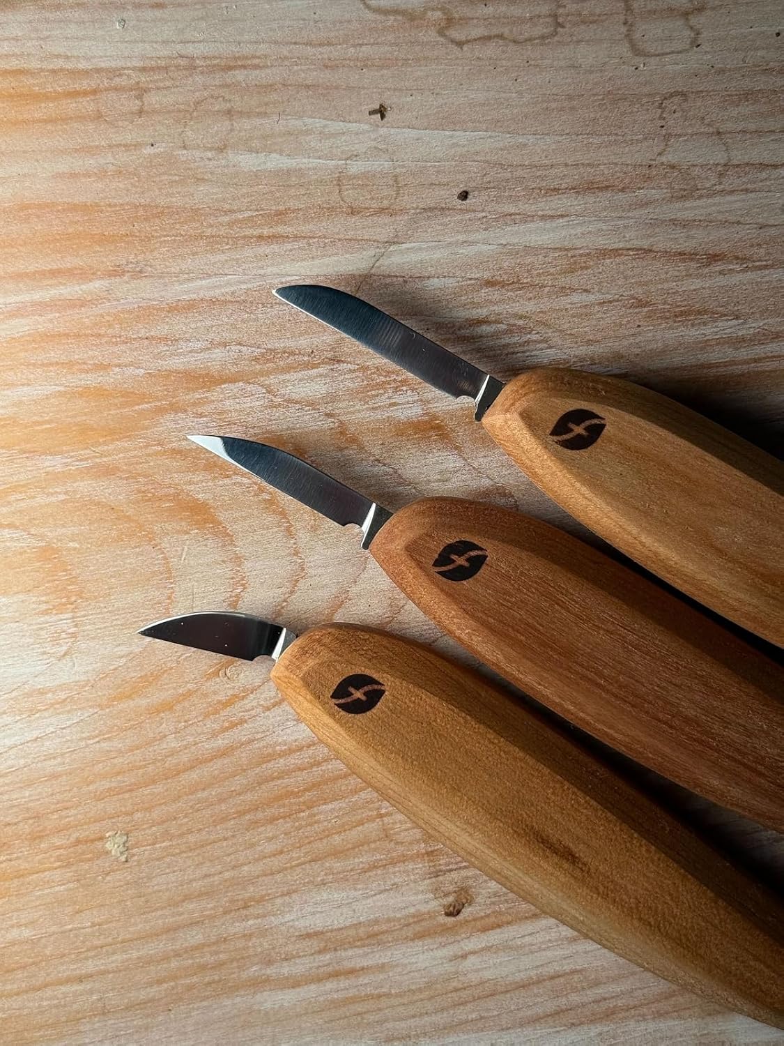 FLEXCUT Pro Series Wood Carving Tools, 3-Pack Kit with 1" Chip, 1-3/8" Detail, 1-5/8" Carving, Ergonomic Knife Handles (FP200)