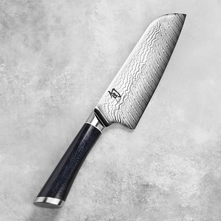 Razor Sharp AZ Shun Shiranami 7-inch Santoku knife with a Damascus steel blade and dark jute micarta handle.