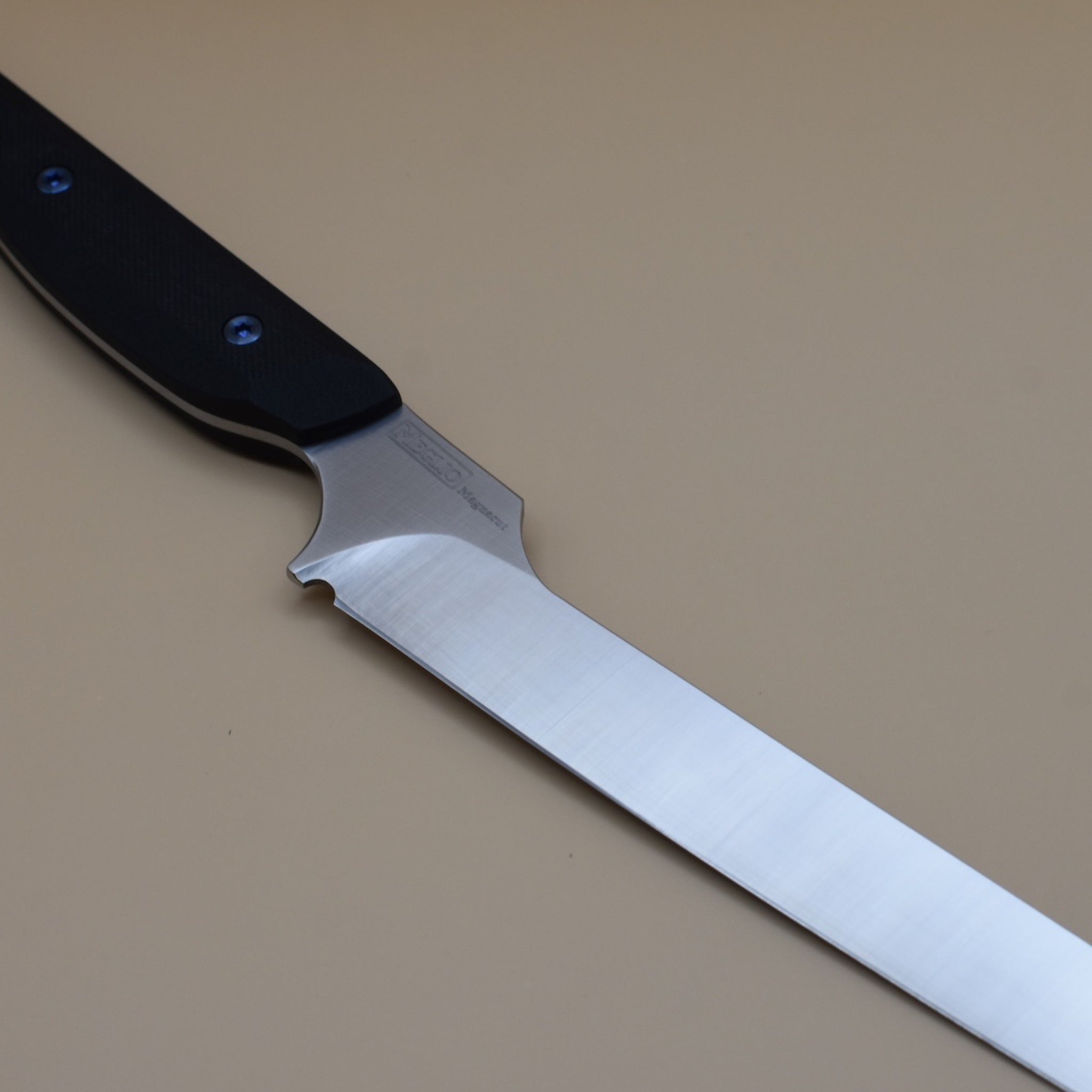 Razor Sharp AZ