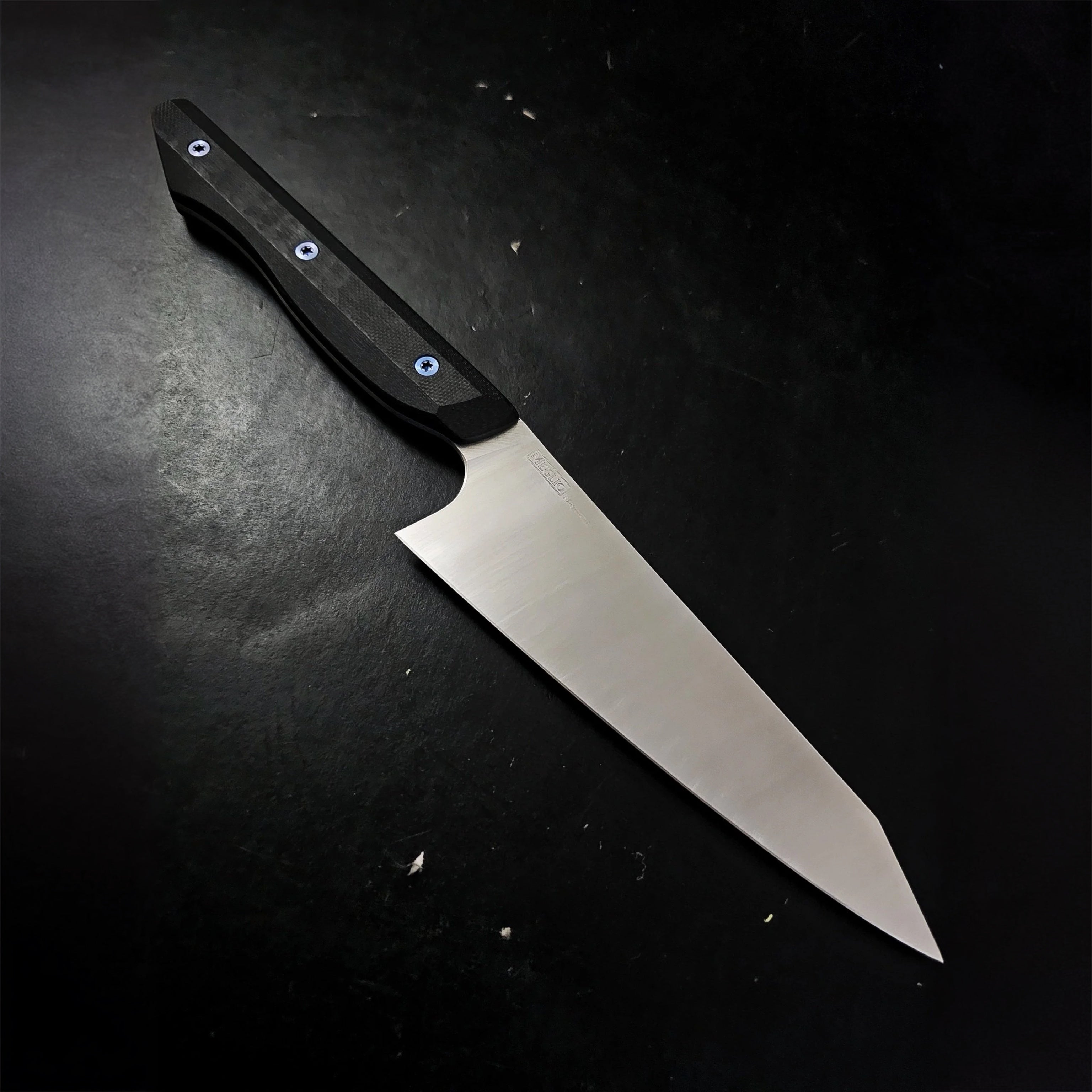 Razor Sharp AZ
