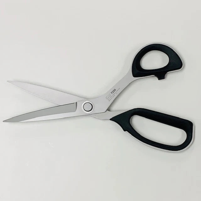 Kai 7250: 10-inch Professional Shears