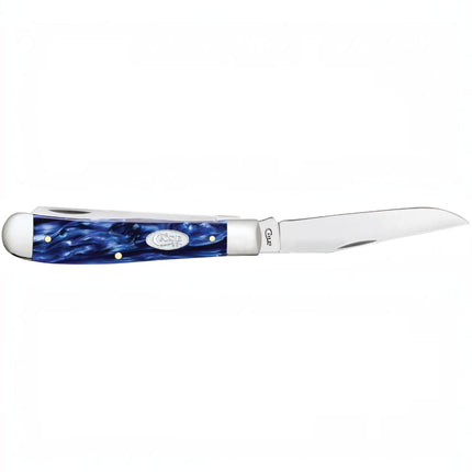 Razor Sharp AZ Case Trapper pocket knife featuring a smooth blue pearl Kirinite handle and mirror-polished steel blade