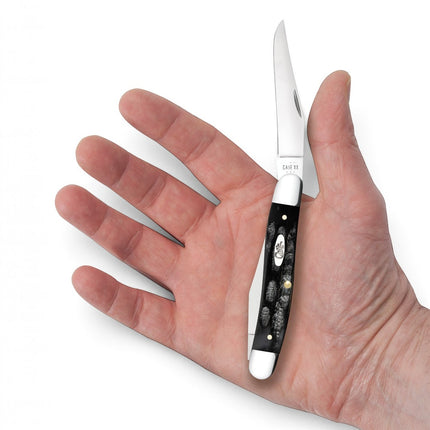 Razor Sharp AZ Case Muskrat pocket knife with jigged buffalo horn handle and mirror-polished stainless steel blade